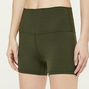 Lululemon high rise athletic shorts